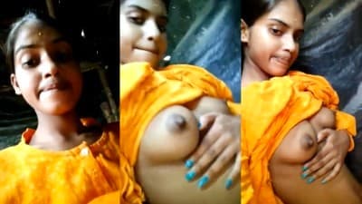 Horny 19yr Teen Girl Expose Mulai Pussy Fucking Online